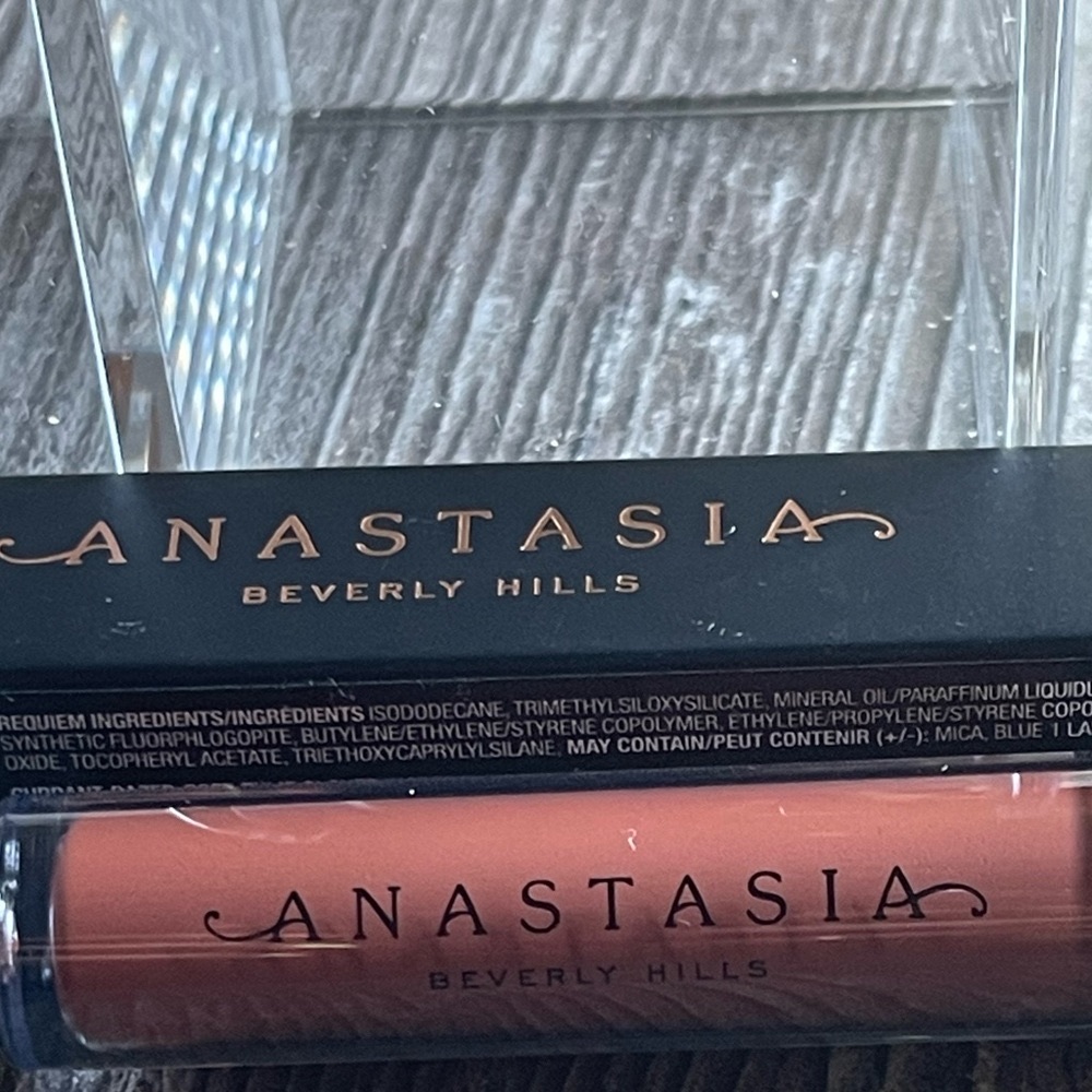 💄💋Anastasia Beverly Hills Liquid Lipstick-Ashton